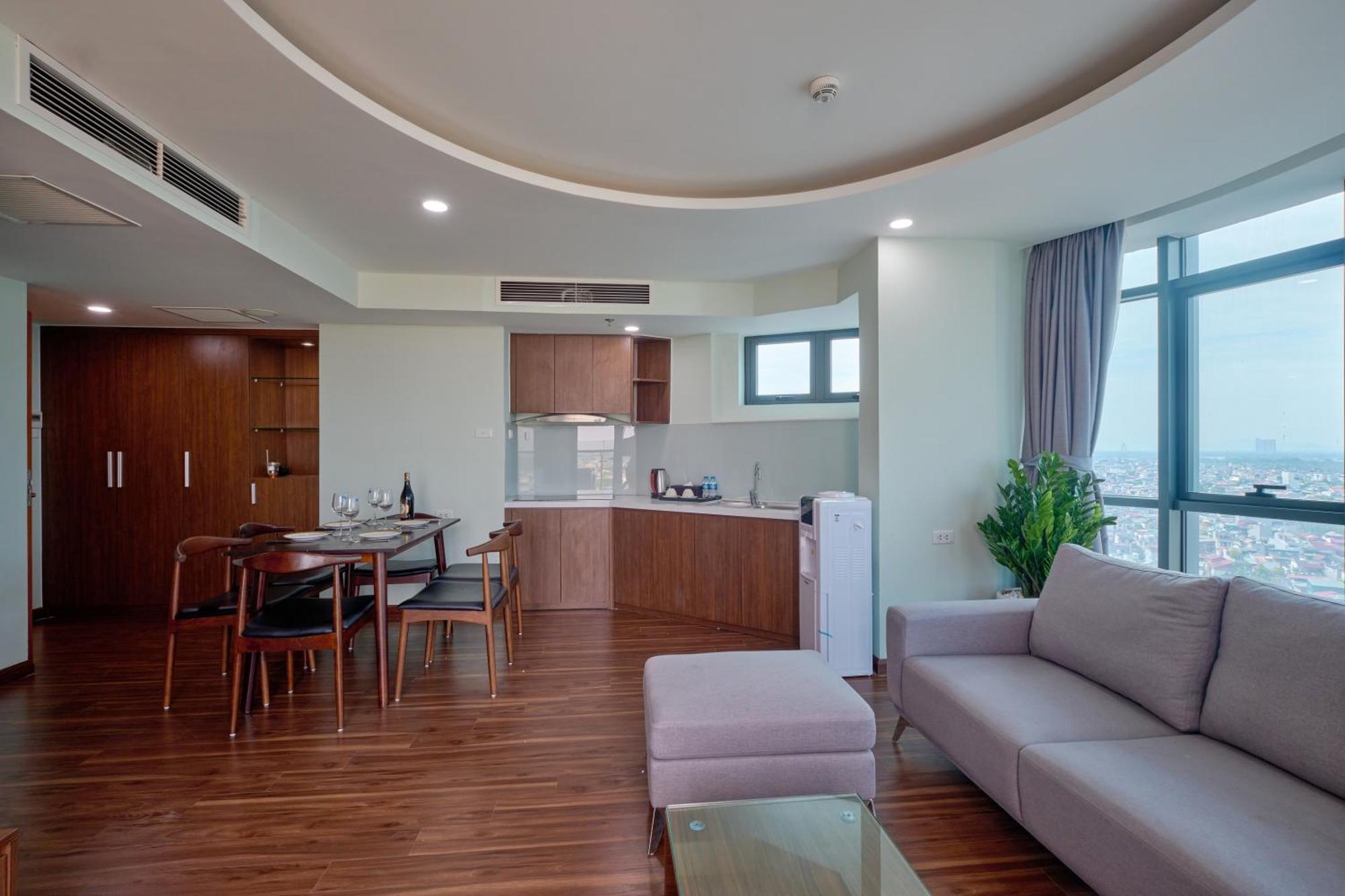 Netland Westlake Legacy Suites Hanoi Bagian luar foto