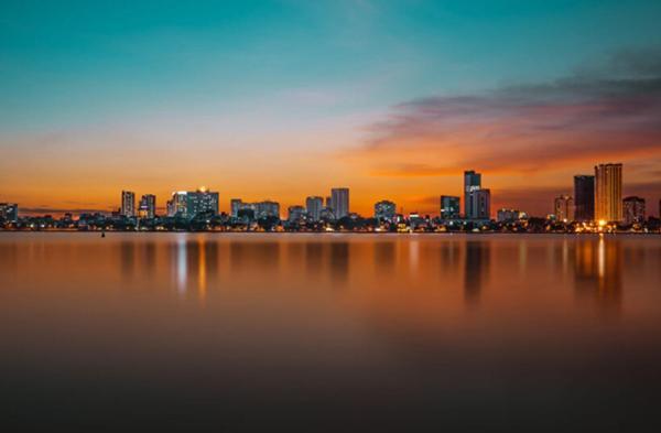 Netland Westlake Legacy Suites Hanoi Bagian luar foto